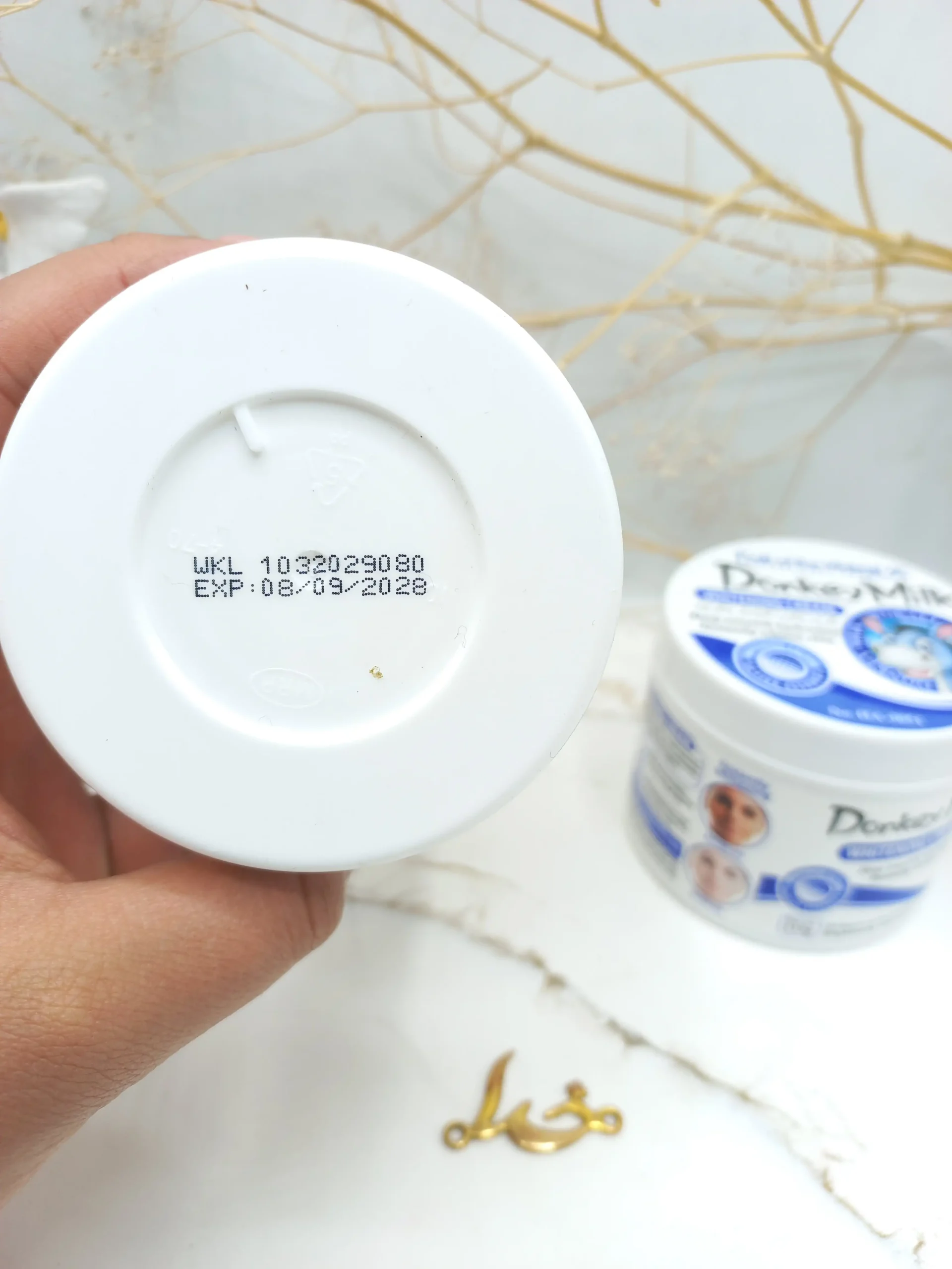 20250731044108523-thumbnail کرم کاسه ای سفید کننده و آبرسان قوی شیر الاغ وکالی Wokali (درب آبی) - تصویر 1