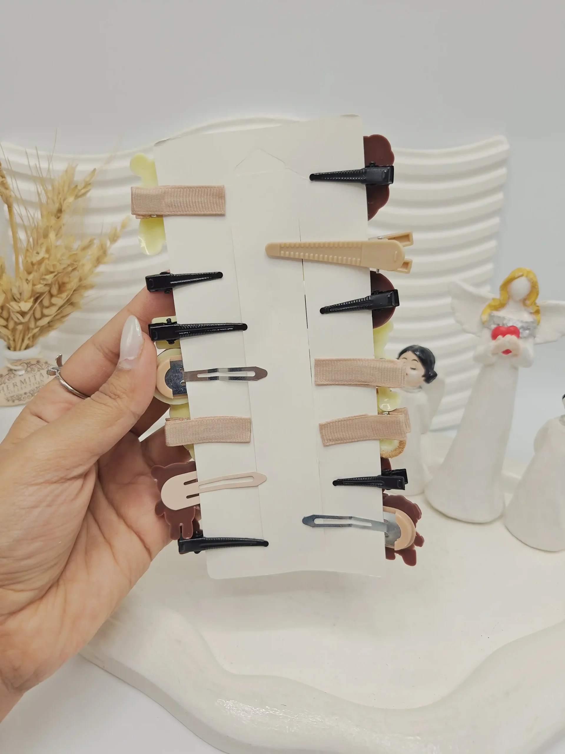 20251210021626849-thumbnail پک گیره مو دخترانه فانتزی خرسی (رنگ نود قهوه ای) - تصویر 1