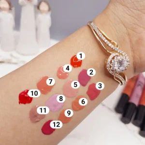 رژ مایع و رژ گونه کوشنی با جلوه مات و ماندگاری بالا برند ‏WARDABEAUTY‏