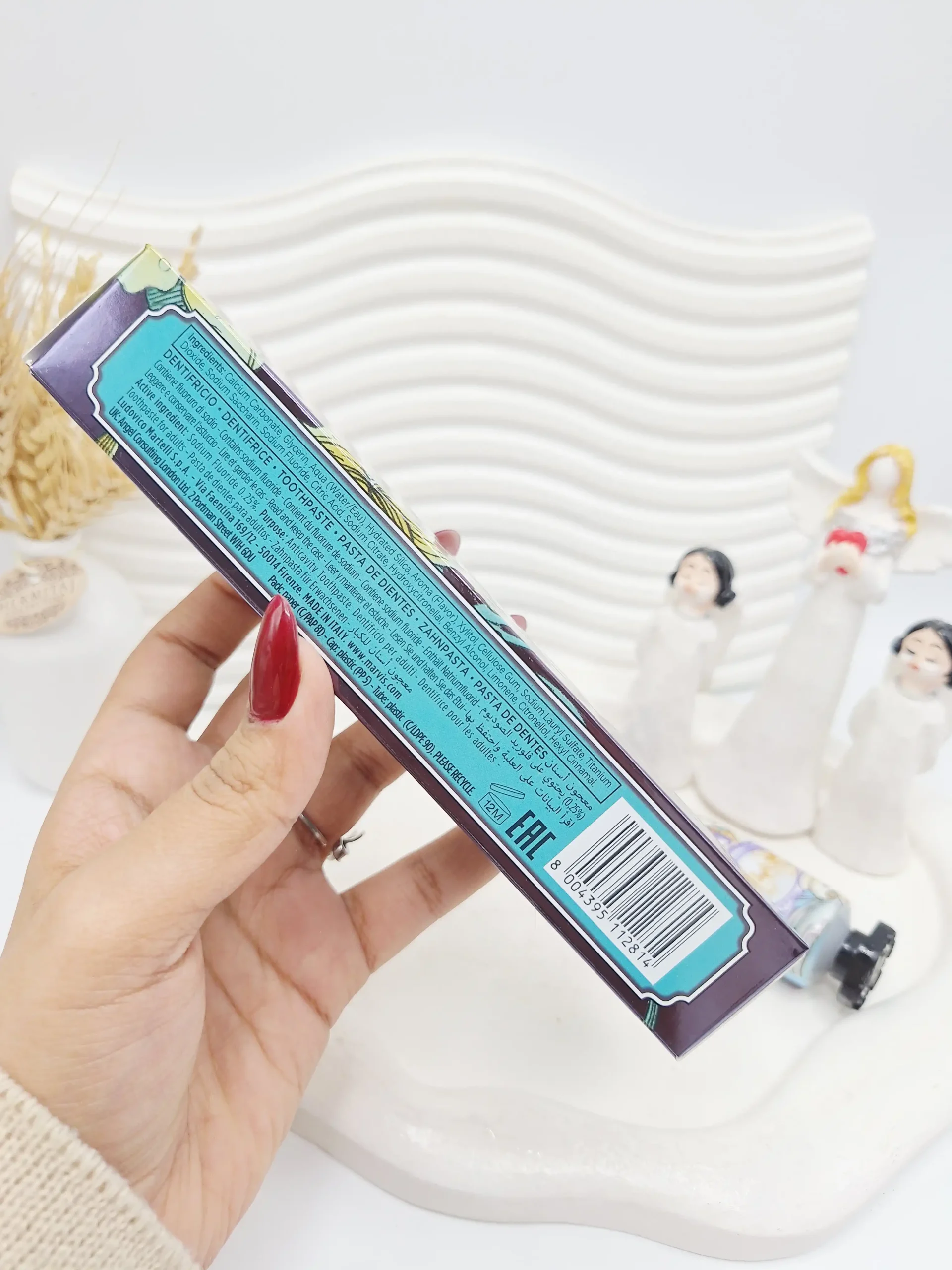 20260214201726235-thumbnail خمیر دندان مارویس زنبق مدل Marvis Sinuous (کارتن سبز) - تصویر 1