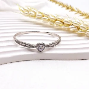 دستبند پینترستی طرح قلب نقره ای نگین دار استیل رنگ ثابت