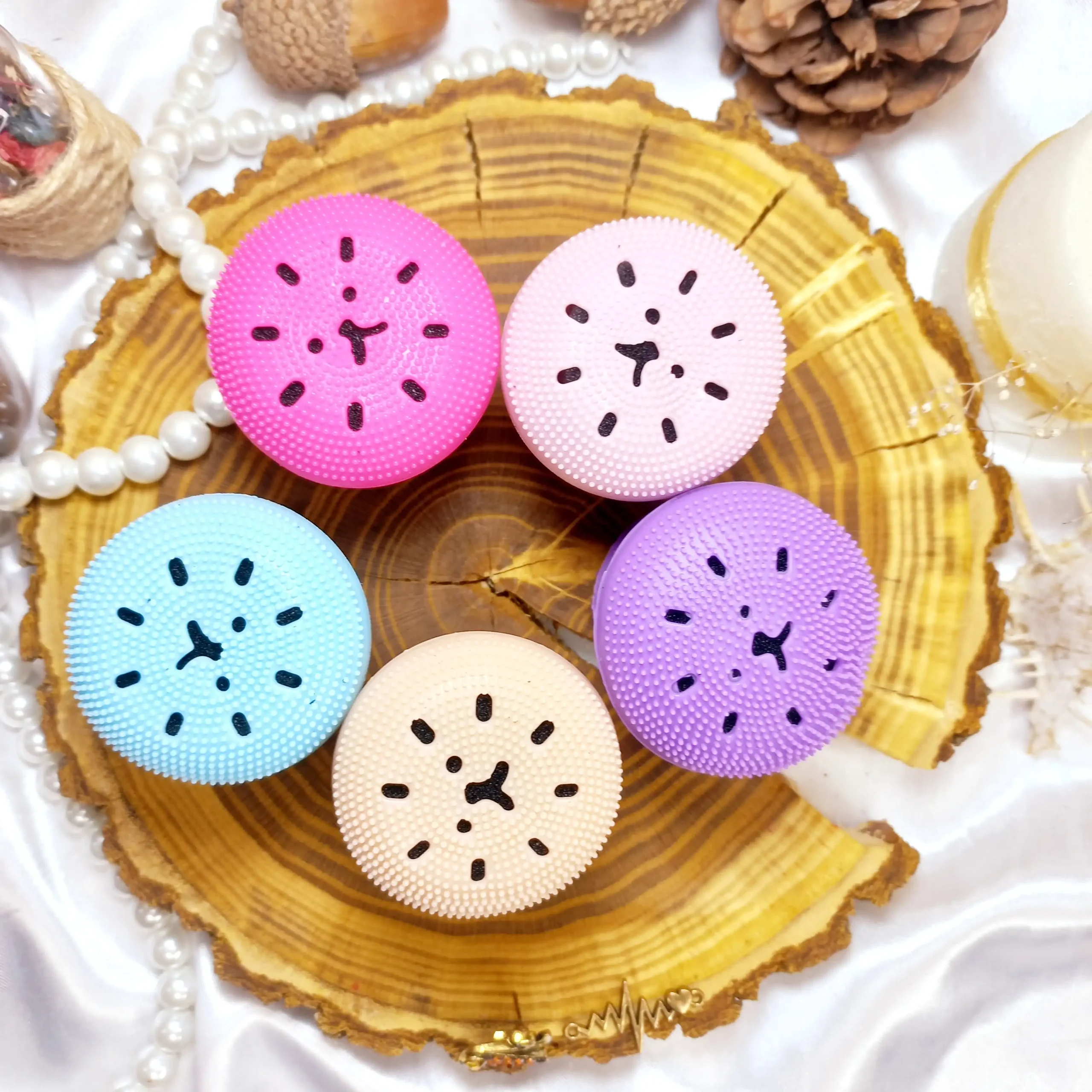 20250731025637022-thumbnail فیس براش دستی سیلیکونی مدل هشت پا | پخش عمده - تصویر 1