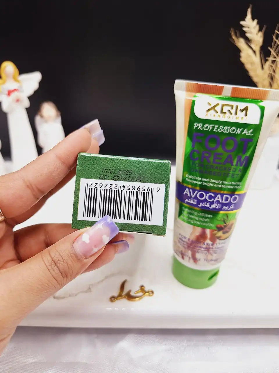 20250731044541422-thumbnail کرم ضد ترک و ترمیم کننده پا با عصاره آواکادو برند XQM کد X2262 - تصویر 1