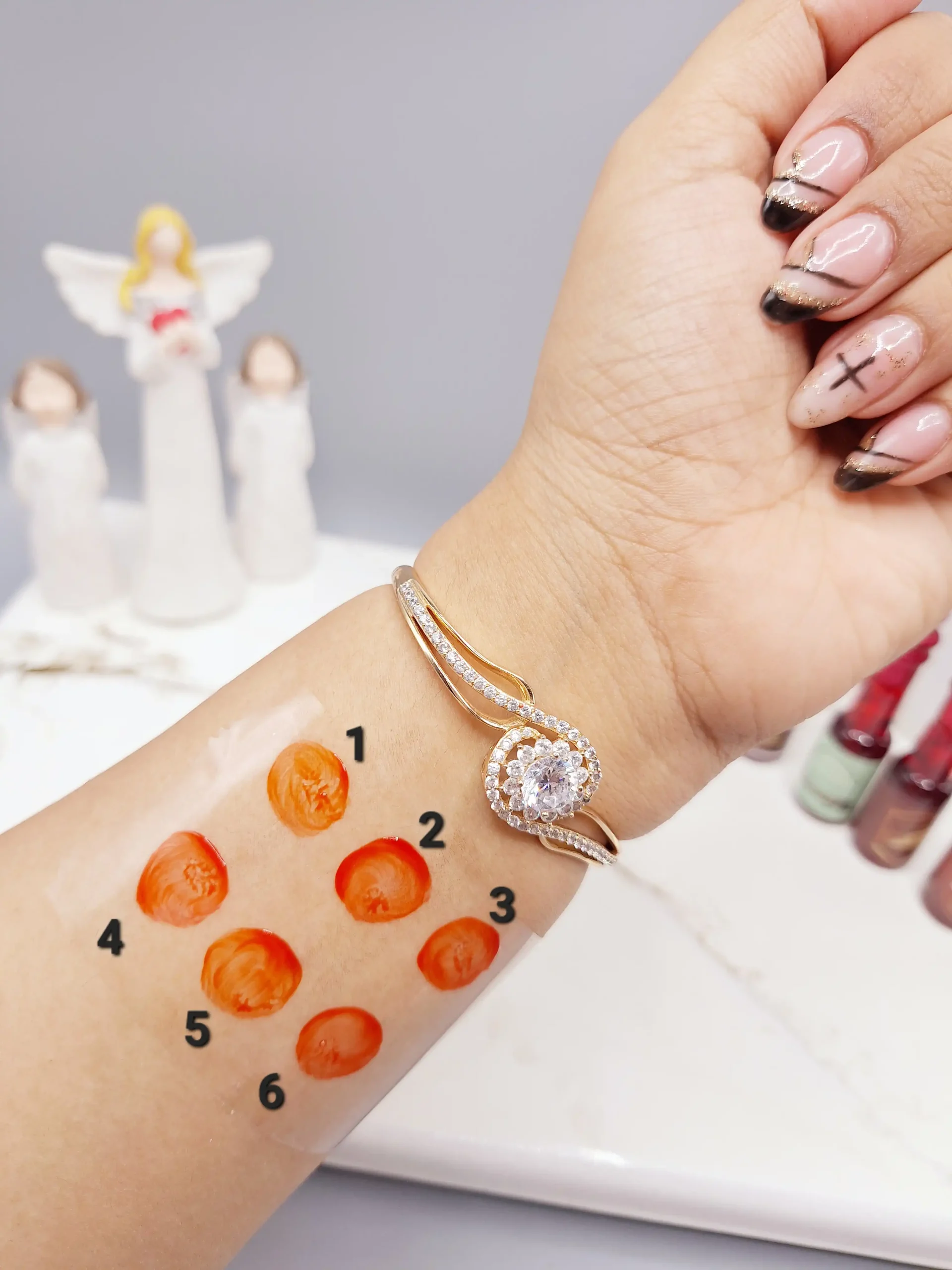 20250731054526580-thumbnail تینت لب شامپاینی Miss Betty کد L1193 - تصویر 1