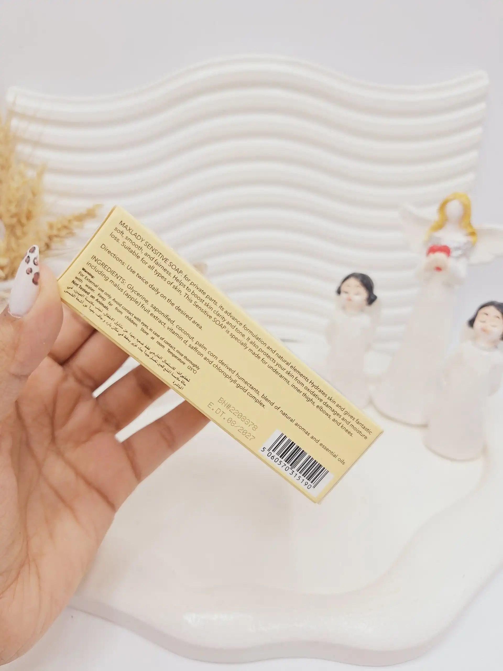 20251102002631650-thumbnail صابون سفید کننده برای نواحی حساس زیر بغل و بین پاها MAX LADY - تصویر 1