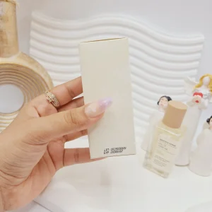 عطر بیکینی رایحه درخت و برگ (ROOF GARDEN) حجم 50 میل فوق العاده خوشبو با ماندگاری بالا ساخت ترکیه