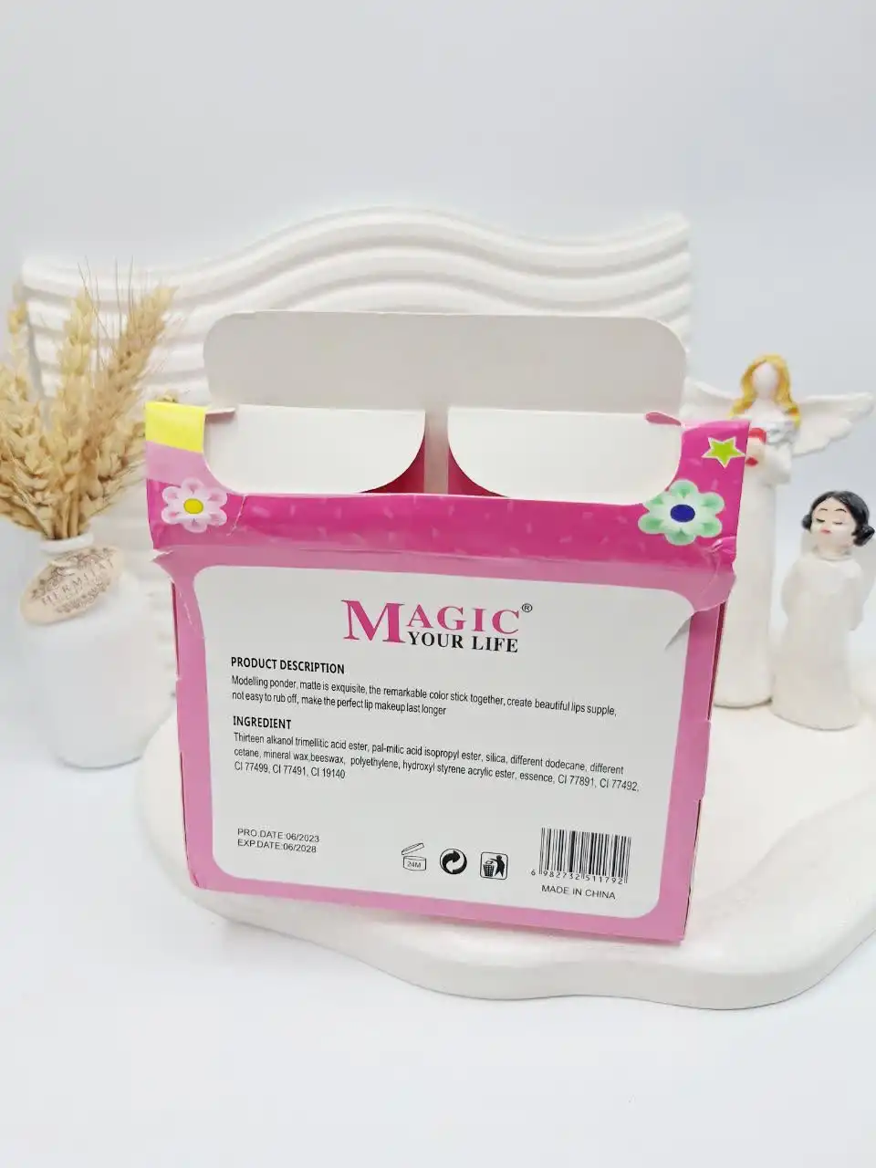 20260221083813247-thumbnail برق لب حرارتی طرح دختر برند میس بیوتی Miee Betty کد L1092 - تصویر 1