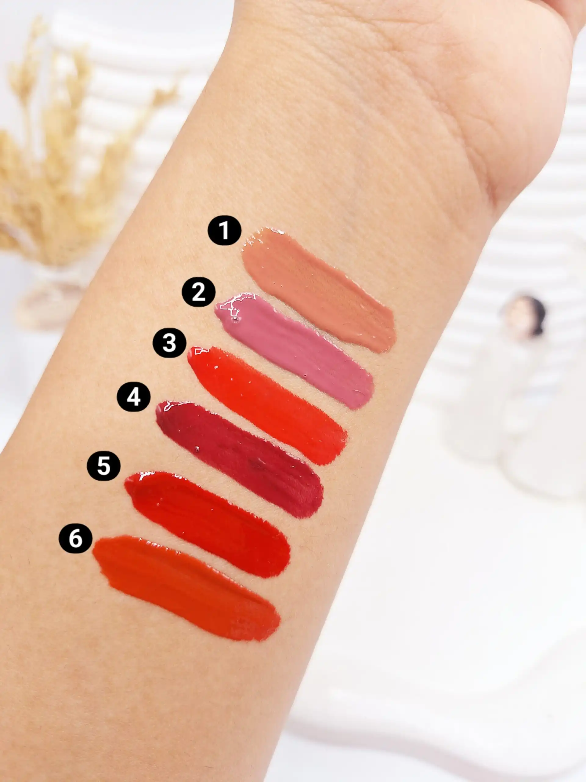 20251102023642392-thumbnail لیپ گلاس جذاب YEAHKISS - تصویر 1