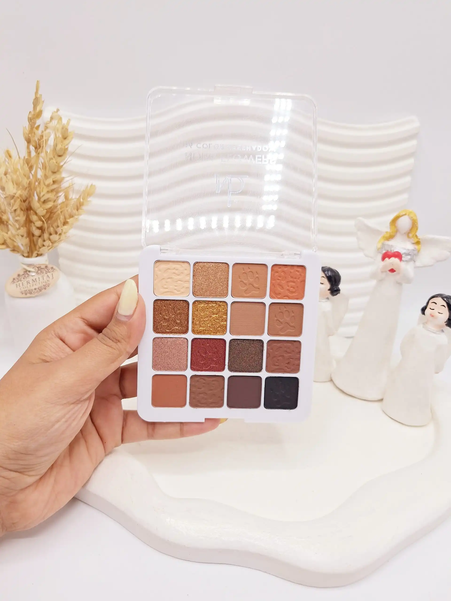 20251009060607477-thumbnail سایه چشم 16 رنگ NORA POWERS - تصویر 1