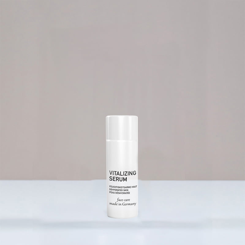 REFILL-VITALIZING-SERUM-30ML سرم احیا کننده صورت 30 میلی لیتر MBK - تصویر 1