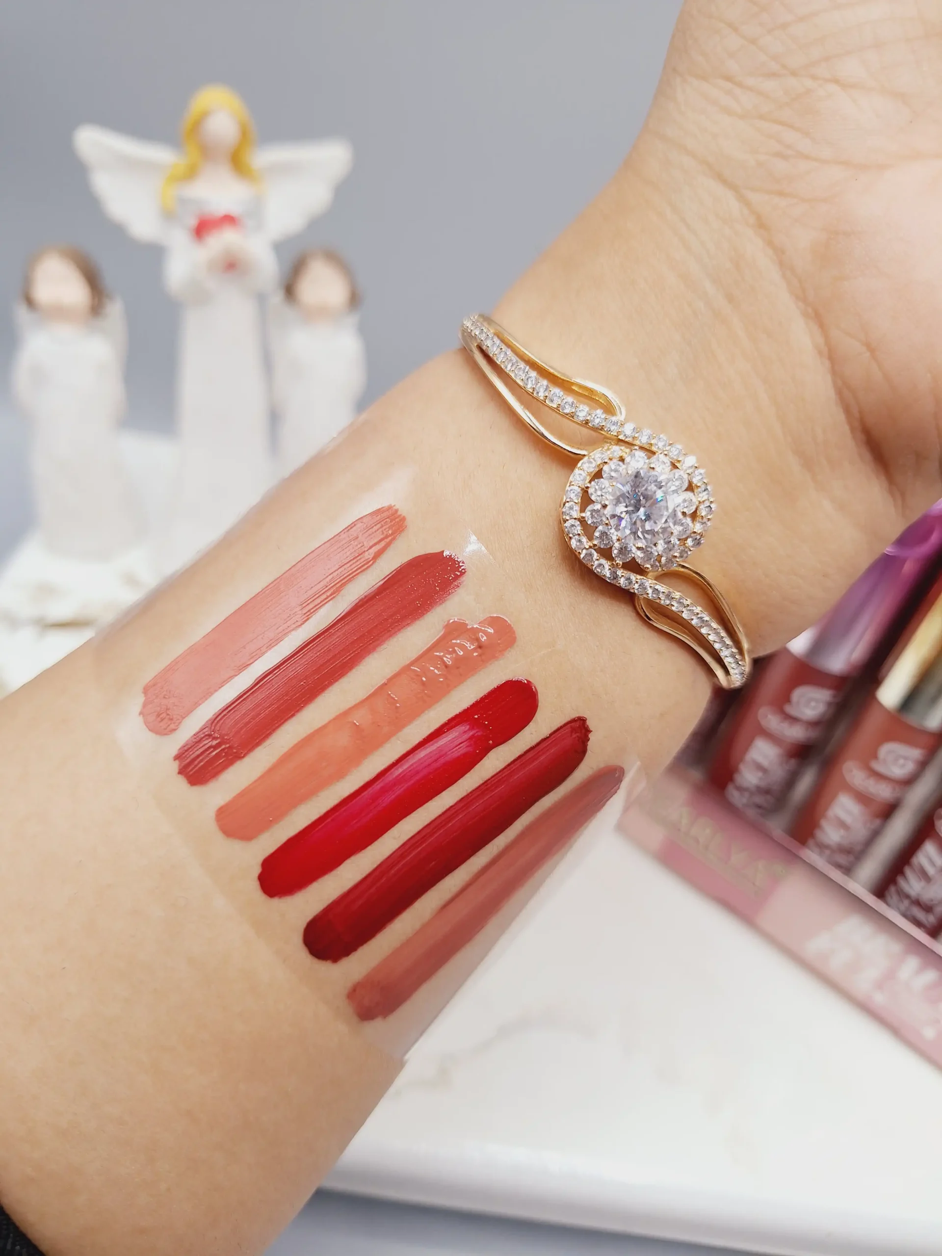 20250731053518232-thumbnail پک 6 تایی رژ مایع برند QEARLYA - تصویر 1