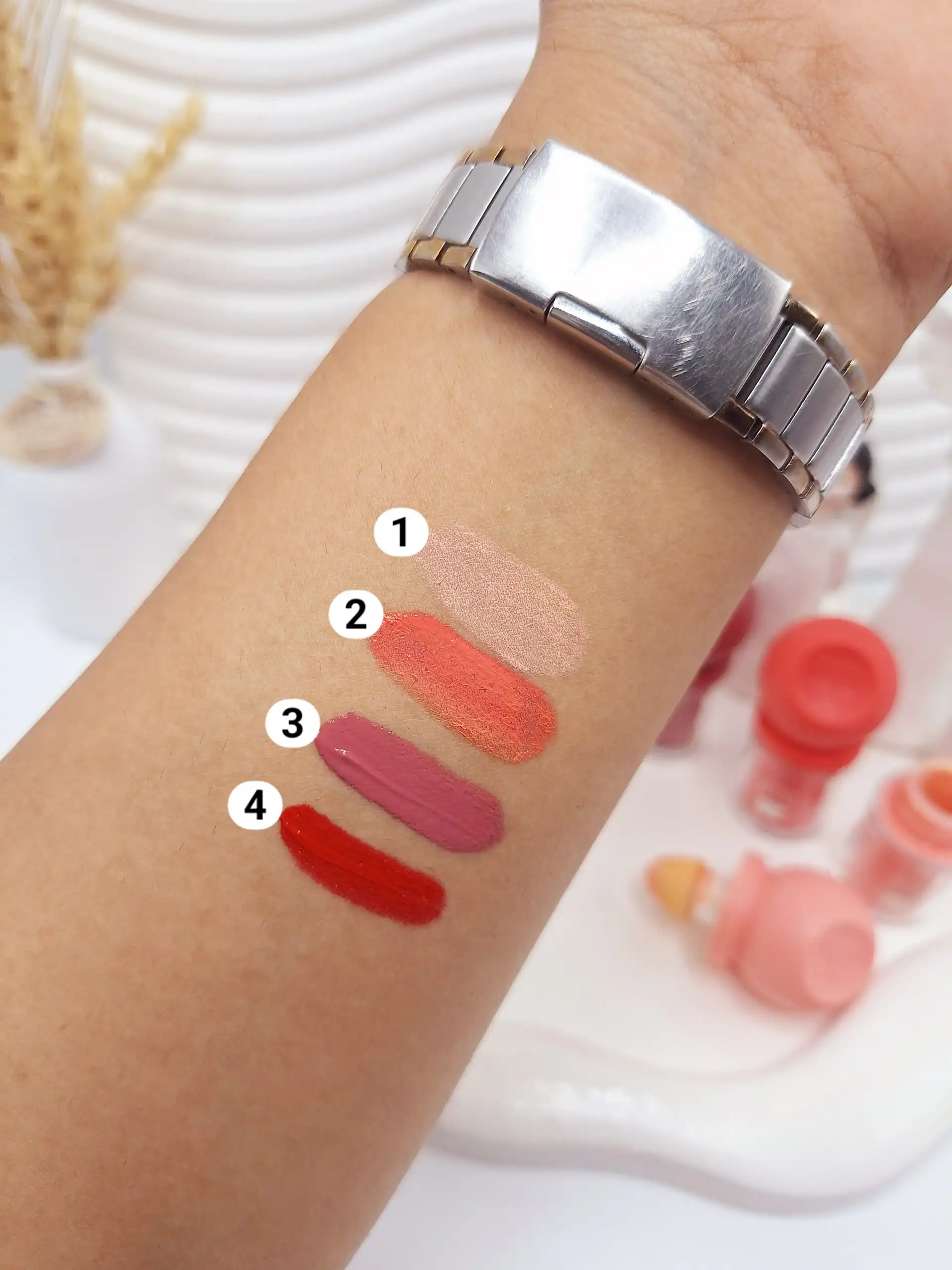 20250829203538378-thumbnail رژ گونه مایع پد دار آبرنگی برند آرت اسکین - تصویر 1