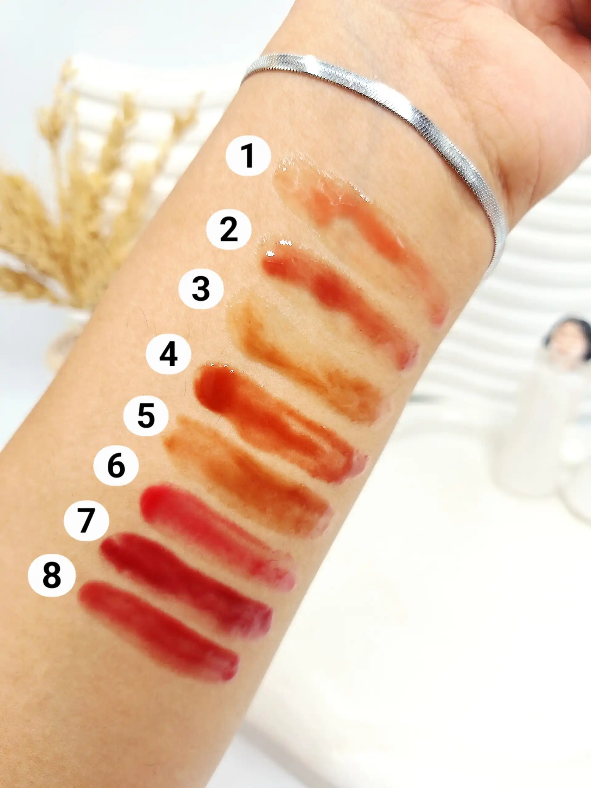 20251102023900168-thumbnail رژ لب کره ای چرخشی پیجواین PIGEVINE کد 0826 - تصویر 1